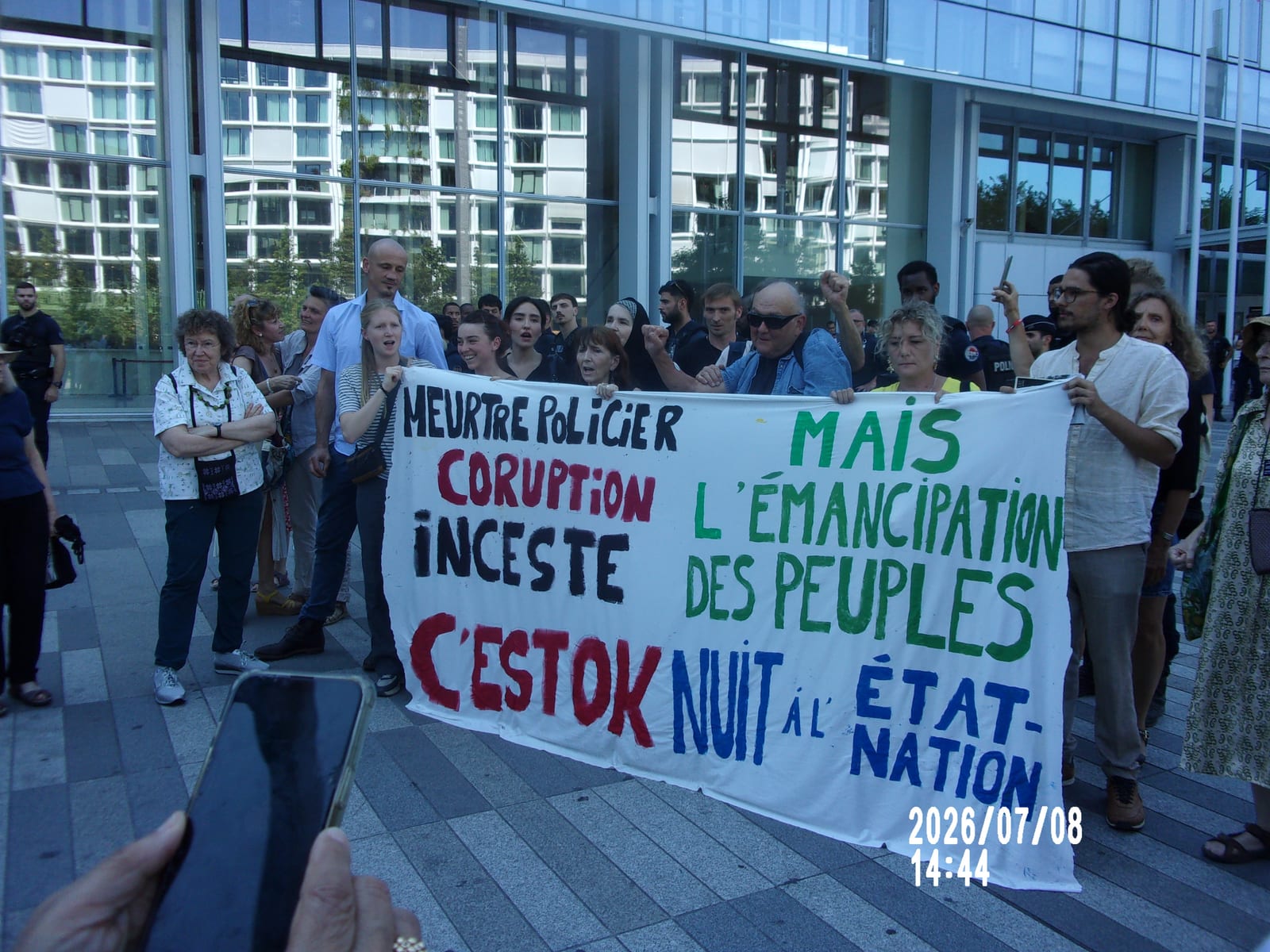 Présent Pour Soutenir Ritchy Thibault, ce 8 Juillet 2026